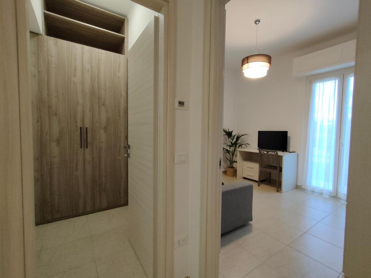 La Casa Di Ewa - Pesaro Centro-Mare Daire Dış mekan fotoğraf